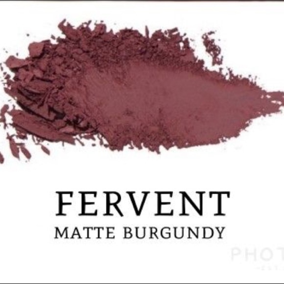 Younique Other - YOUNIQUE pressed shadow refill Fervent